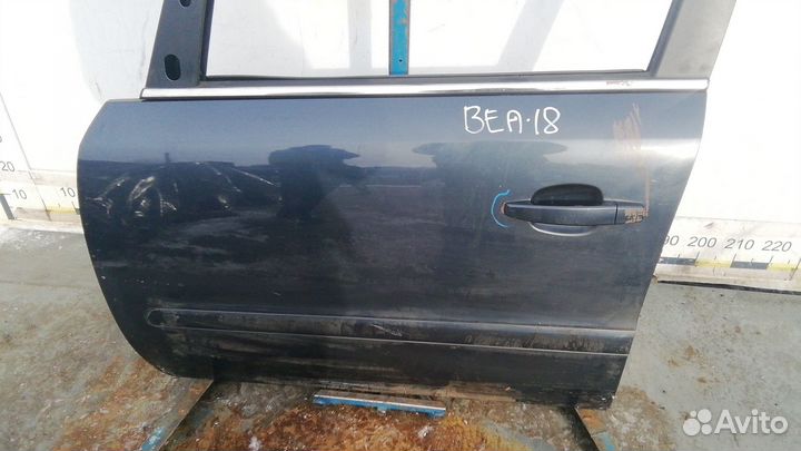Дверь передняя левая Opel Zafira 2 (B) рест. 2010