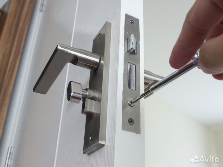 Аварийное вскрытие Установка замков Замена замков