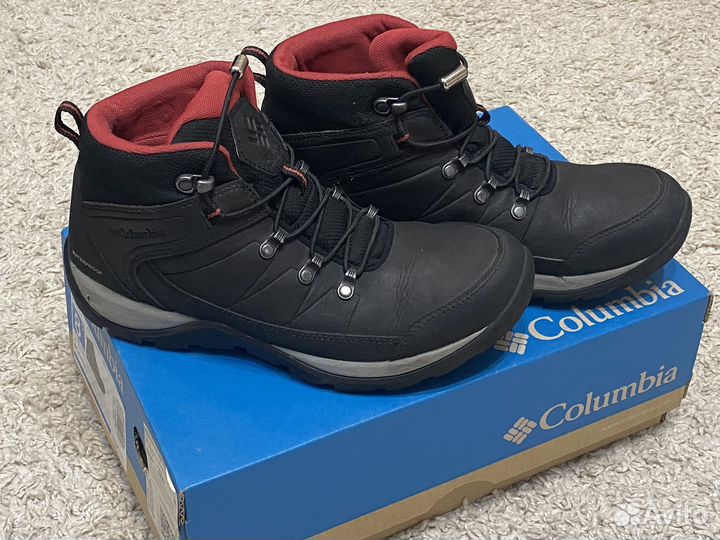 Трекинговые кроссовки columbia