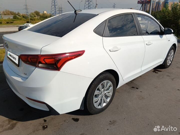 Hyundai Solaris 1.6 AT, 2019, 210 000 км