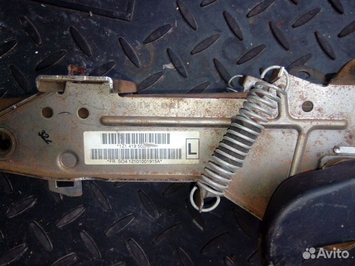 Рулевая колонка на шкода octavia a5
