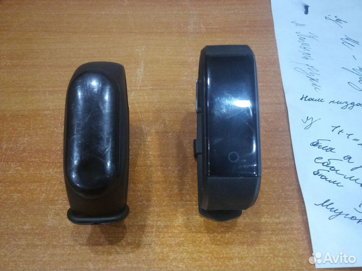 Наручные электронные часы