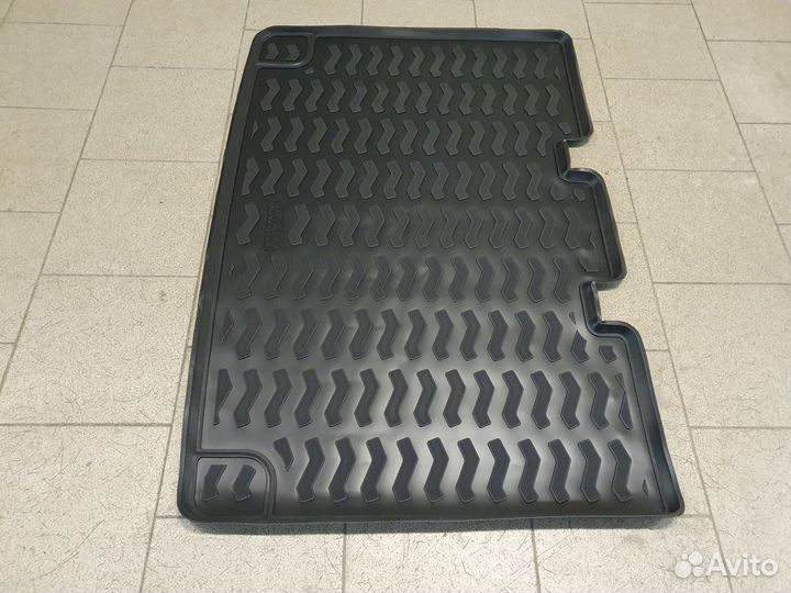 Коврик в багажник Volkswagen Caravelle T5 2003-15
