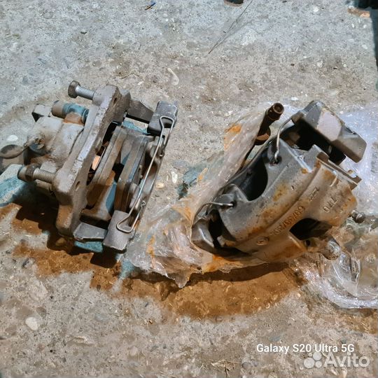 Суппорт mercedes w211