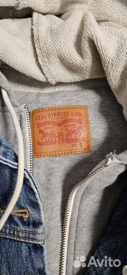 Levis джинсовая куртка размер S