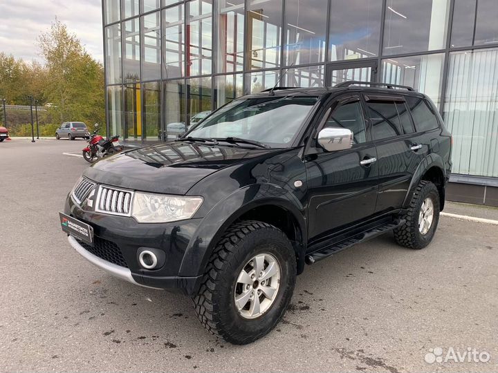 Mitsubishi Pajero Sport 2.5 AT, 2010, 241 500 км