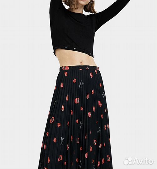 Платье Desigual 42-44 размер вискоза полиэстер