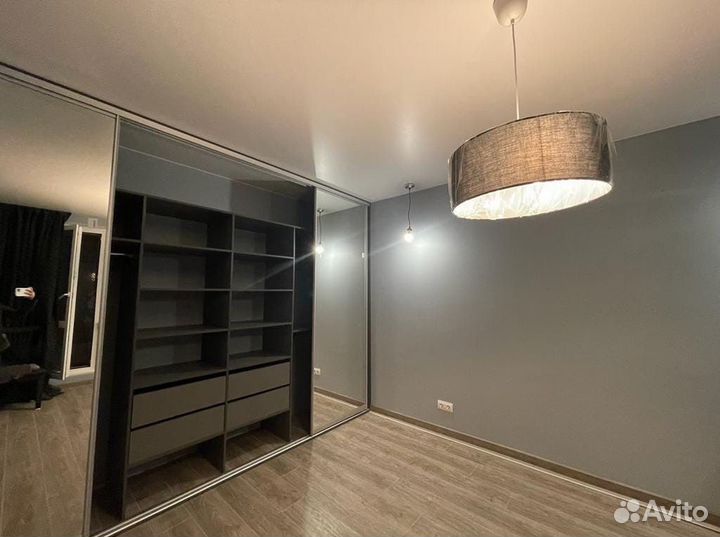 Шкаф в детскую