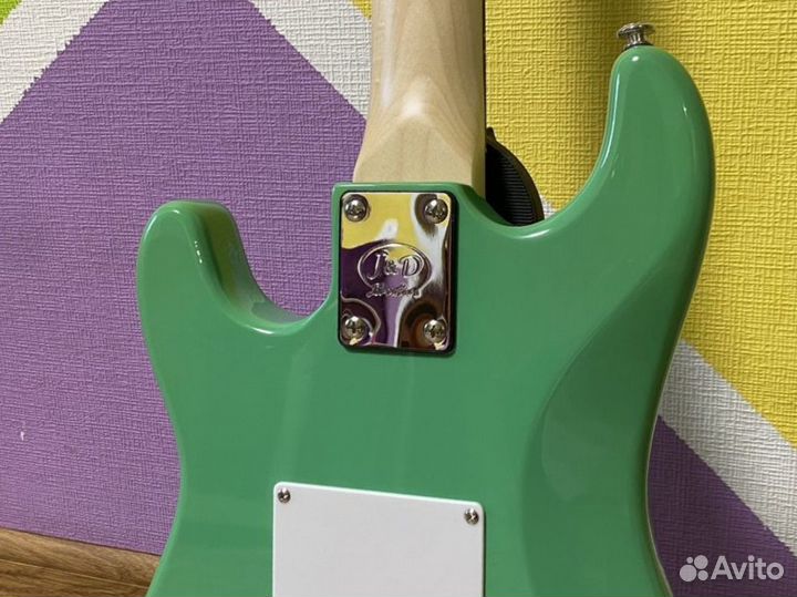 Электрогитара мини J&D mini stratocaster