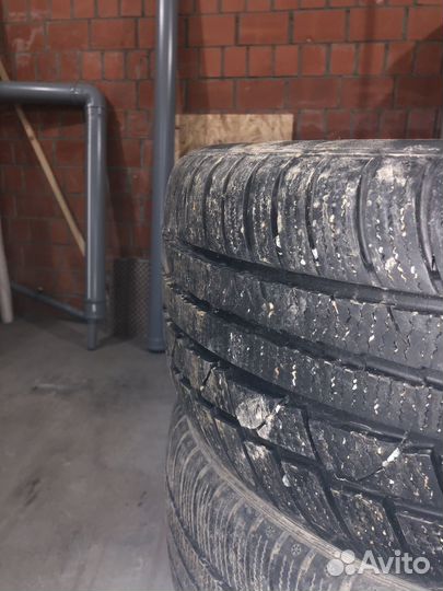 LingLong Green-Max Winter UHP 245/40 R19 98V