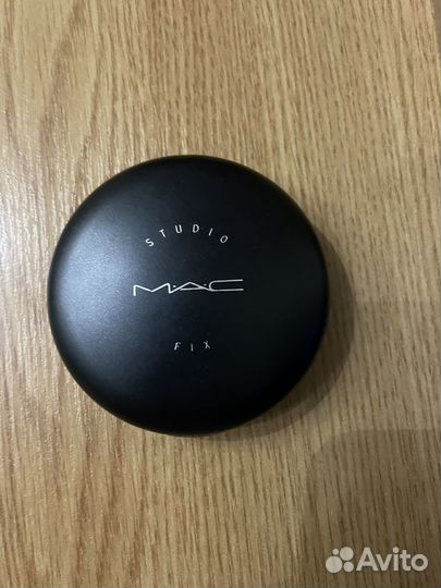 Пудреница с зеркалом Mac пустая