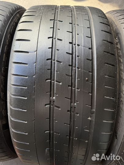 Pirelli P Zero 245/40 R19 и 275/35 R19