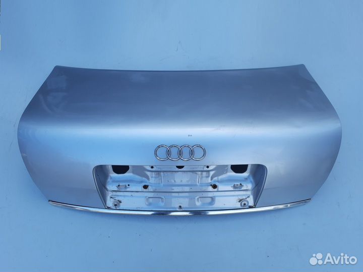 Крышка багажника Audi A6 C5 Седан
