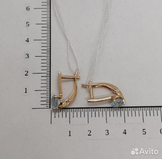 Золотые серьги с фианитом