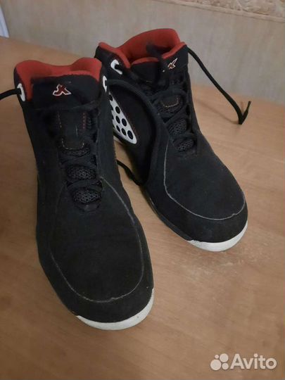 Баскетбольные кроссовки р 38