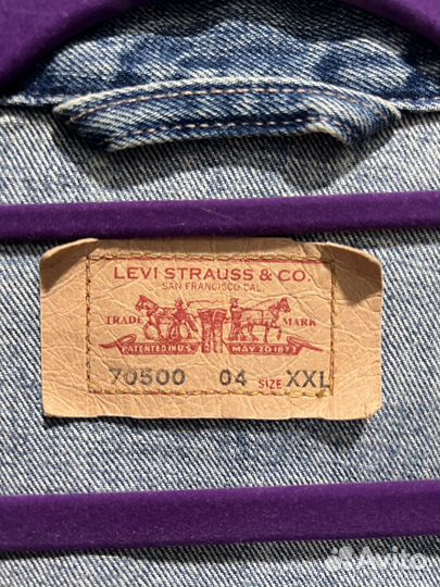 Джинсовая куртка levis