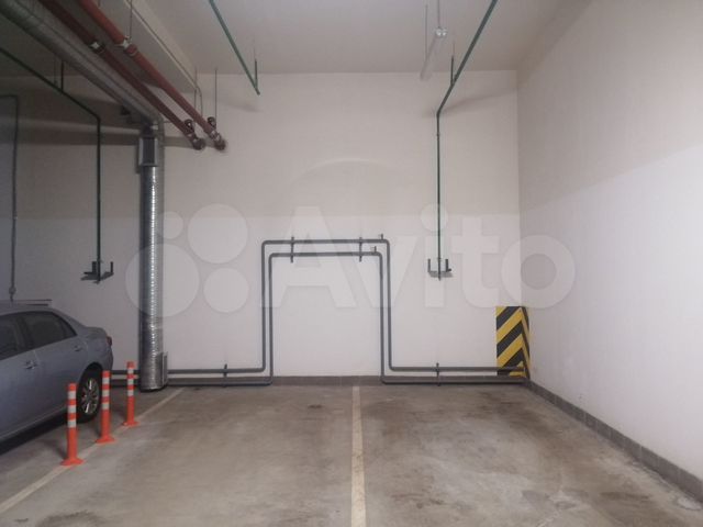 Машиноместо, 18 м²