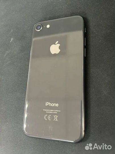 iPhone 8, 64 ГБ