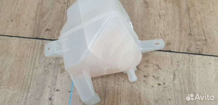 Бачок расширительный LADA Granta 1 2011-2023