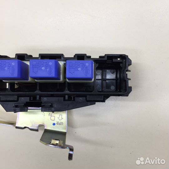 Блок реле Infiniti Q50 V37 2013