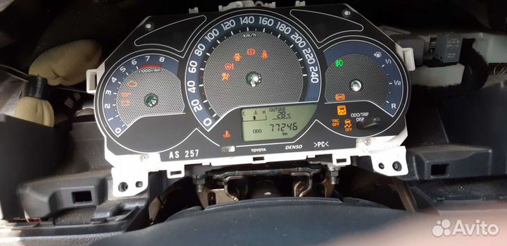 Щиток приборов тойота е160