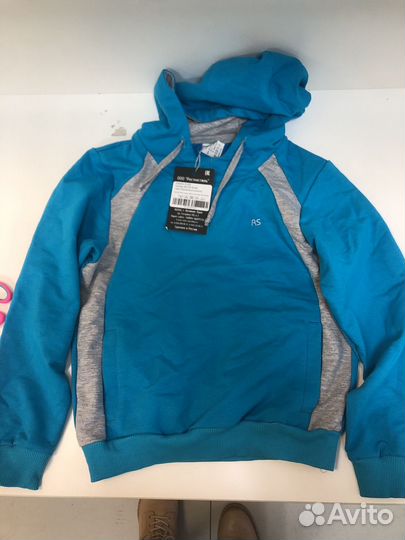 Кофта детская спортивная 38 р
