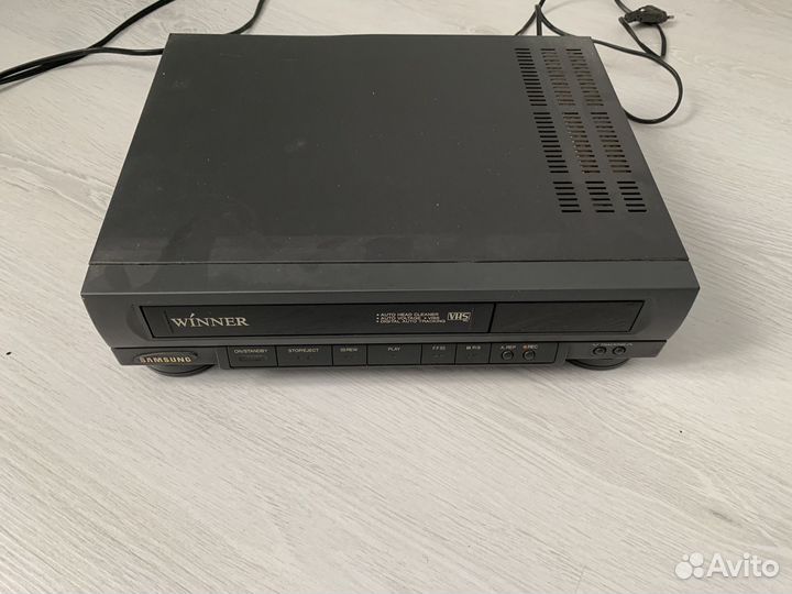 DVD и Касетный проигрыватель