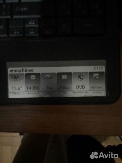 Продаю ноутбук Emachines 09