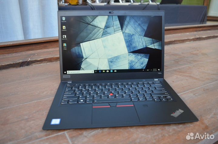 Ноутбук lenovo t490s 16gb 256gb