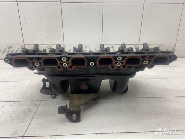 Впускной коллектор Bmw 7 E38 M52/TU 1999