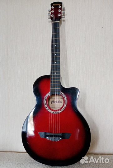 Акустическая гитара