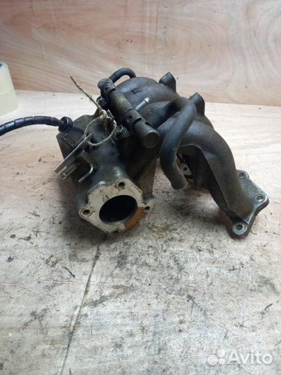 Коллектор впускной Toyota Corolla EE101 4EFE