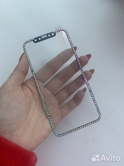Защитное стекло на iPhone 11