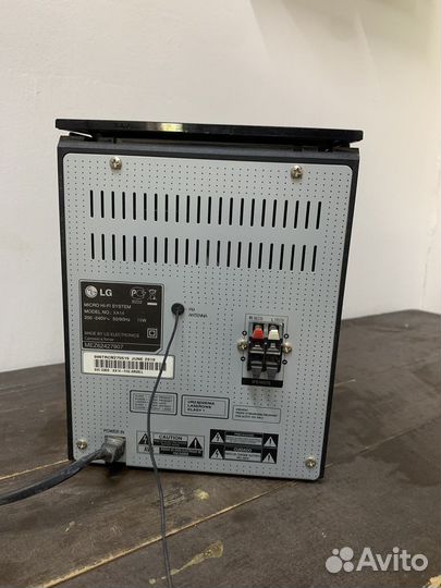 Музыкальный центр LG ha14 + колонки в подарок