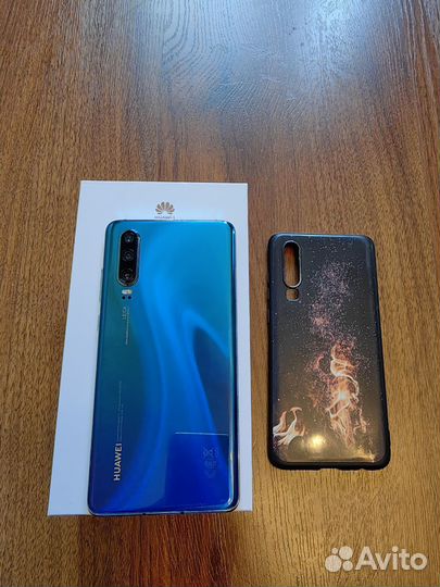 Телефон Huawei p30