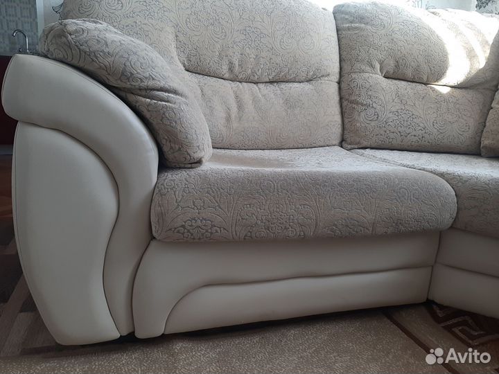 Угловой диван