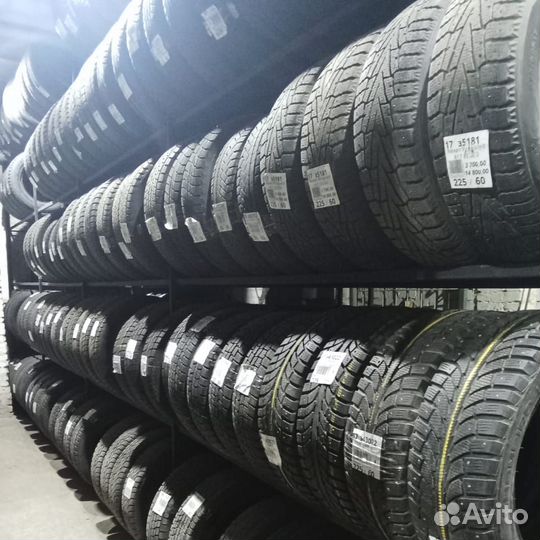Bridgestone Potenza RE050A 235/35 R19 87Y
