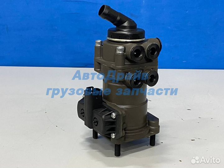 Кран тормозной Вольво FH FM главный