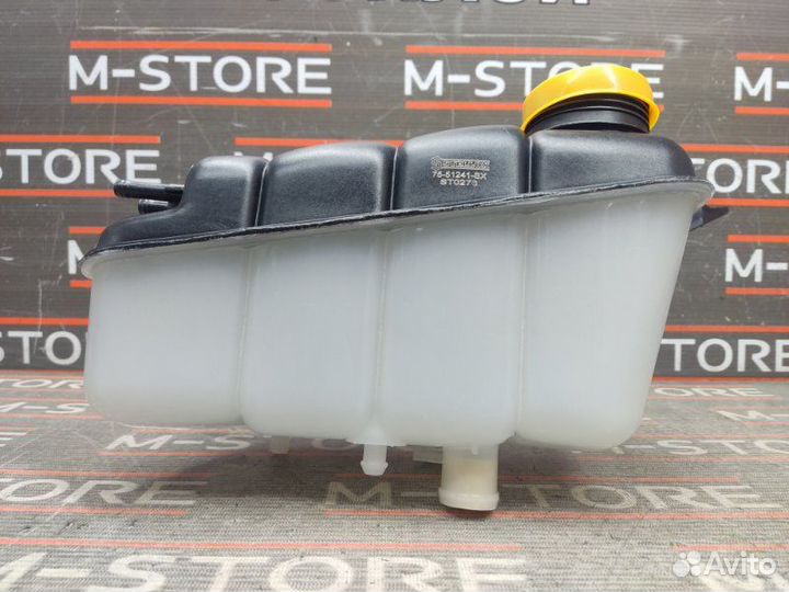 Бачок расширительный Mercedes-Benz S-Class W220