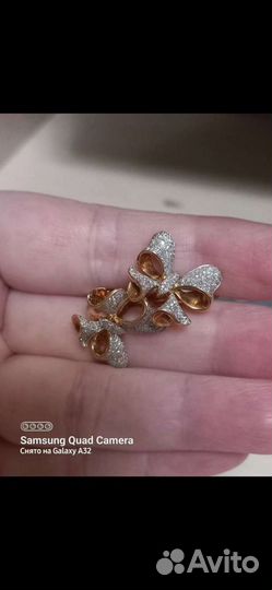 Золотые серьги с бриллиантами