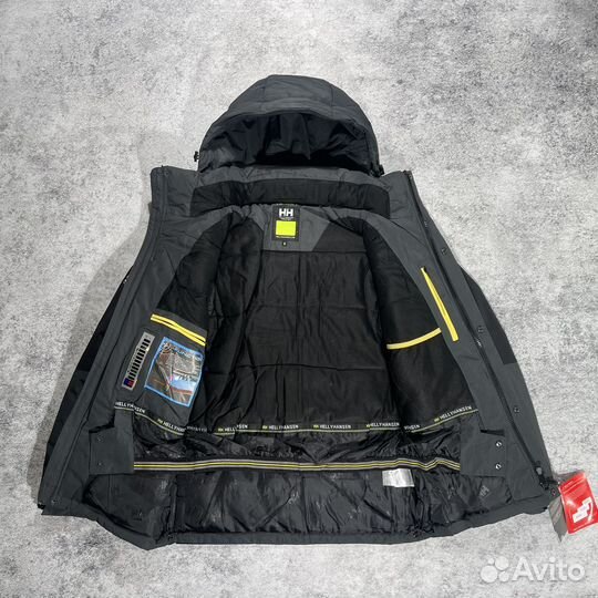 Зимня куртка Helly Hansen