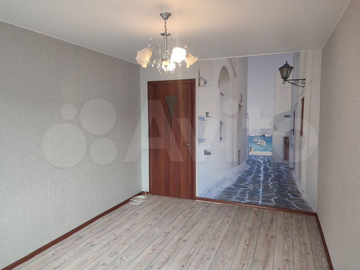 2-к. квартира, 54 м², 2/9 эт.