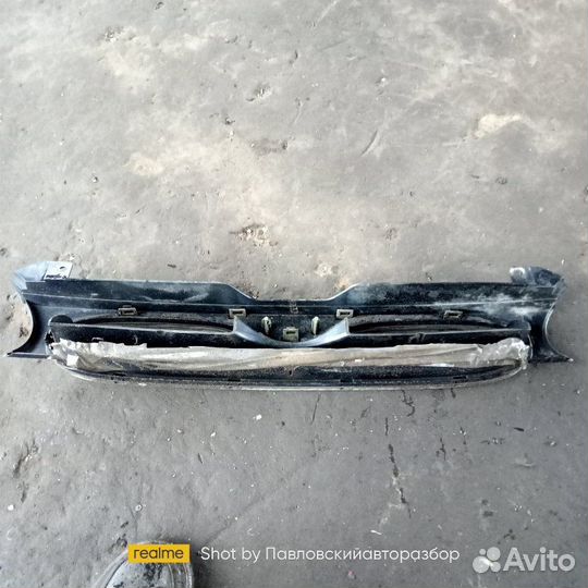 Решетка Ford Mondeo 1