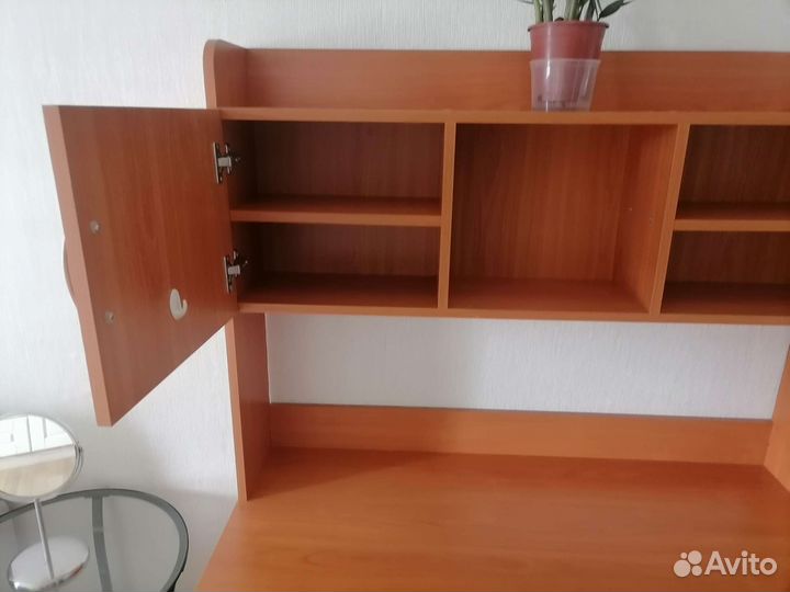 Письменный стол б/у