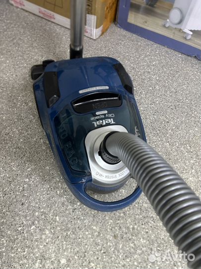 Пылесос с контейнером для пыли Tefal TW2711EA