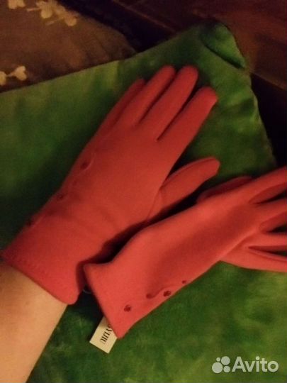 Перчатки женские. Утеплённые