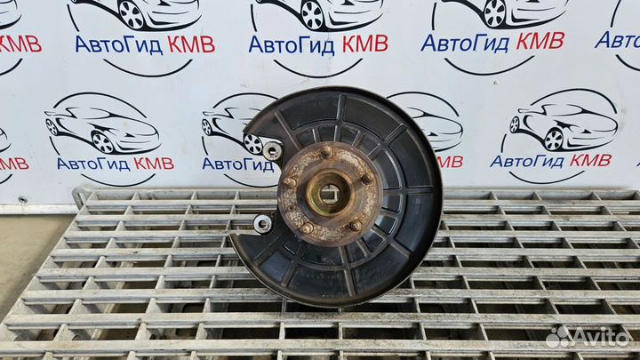 Кулак поворотный задний правый Opel Insignia