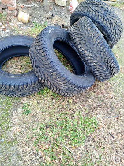 Yokohama Ice Guard IG65 285/60 R18