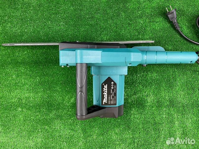 Пила цепная электрическая Makita