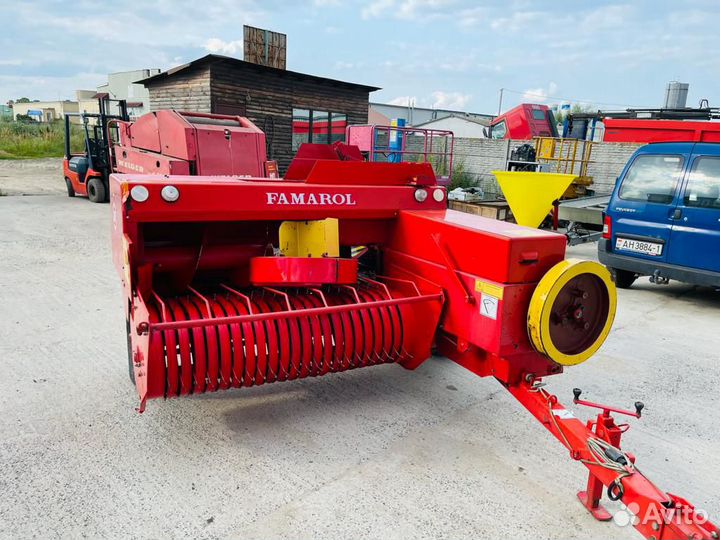 Пресс-подборщик Famarol Z511, 1997